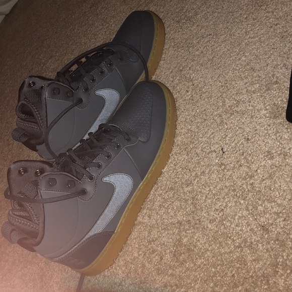 Nike Other - Nike high tops